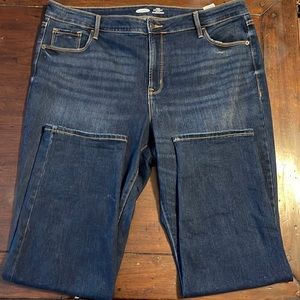 Old Navy Sz 18. Power Slim straight. High Rise. Hardly worn. Stretchy